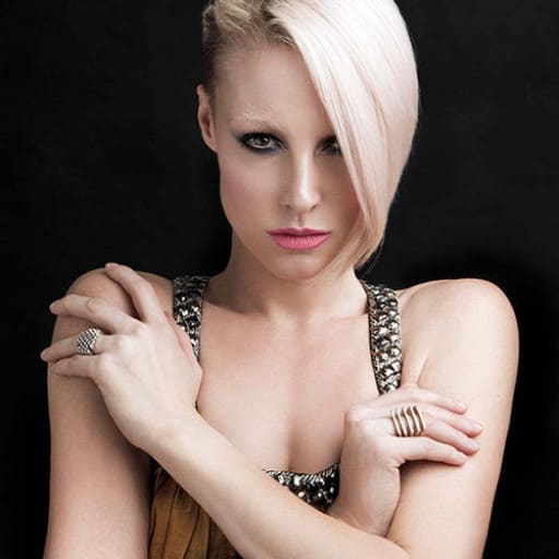 Emma Hewitt Miami Tickets