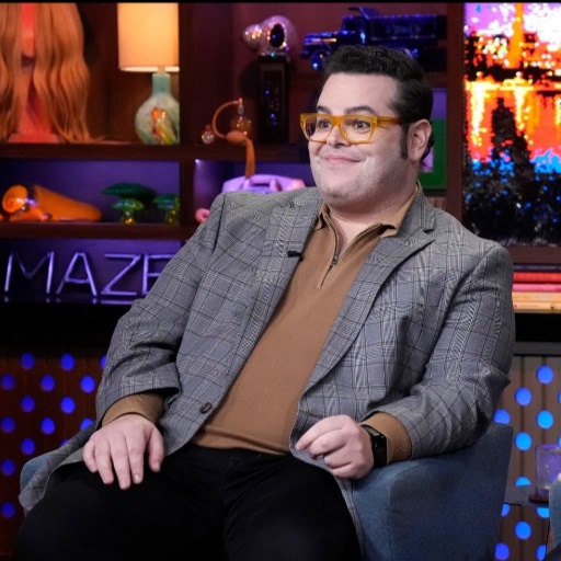 Josh Gad in Miami